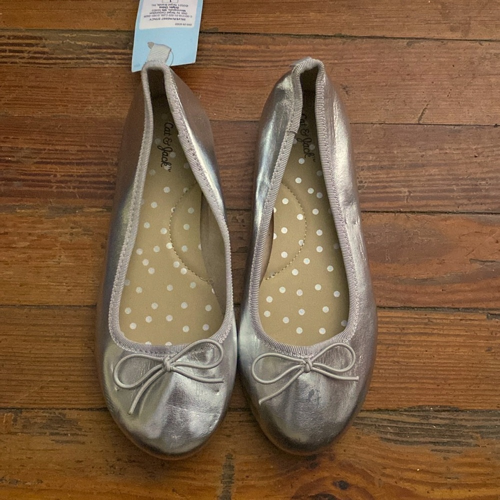 Cat and Jack ballet flats